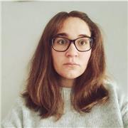 Doy clases particulares de lengua castellana y literatura para ayudar a la gente que le cuesta y ganar un poco de dinero para poder valerme por mi mis